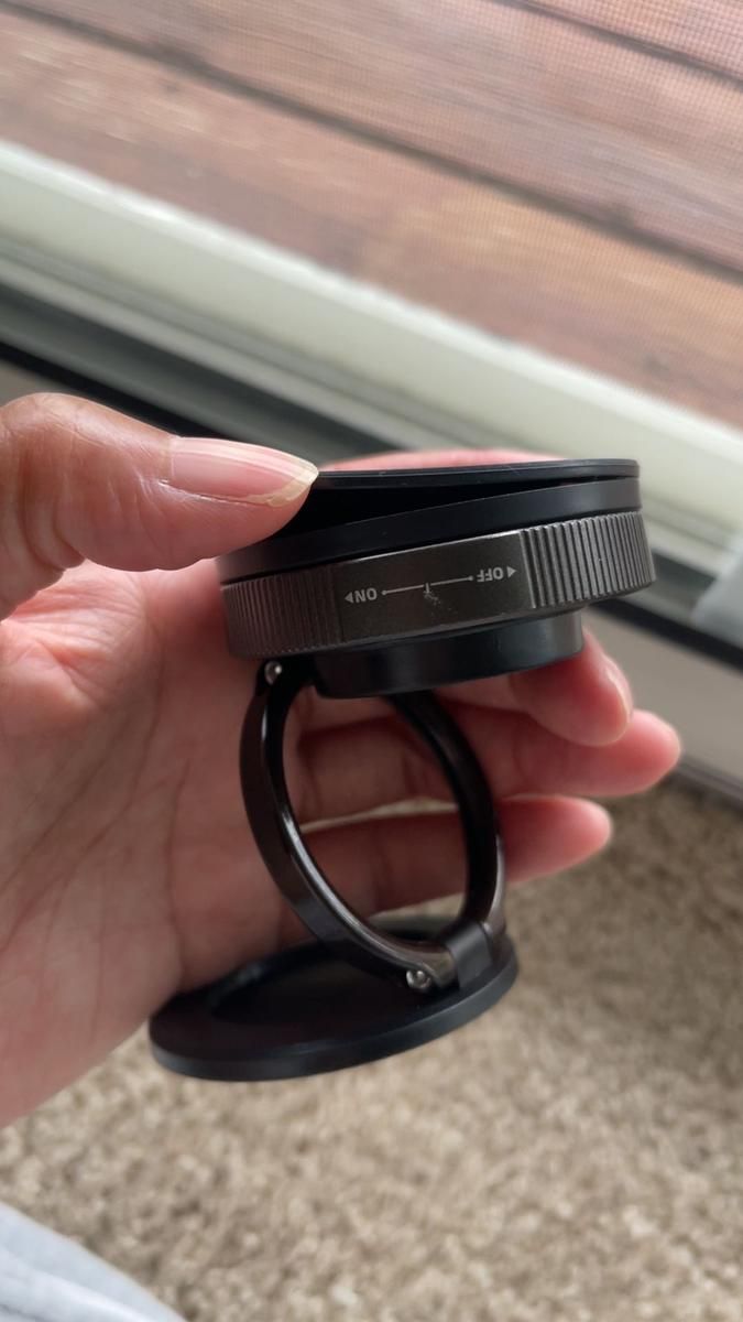 Vacuum Absorption Magnetic Bracket